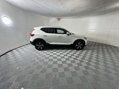 2024 Volvo XC40 B5 Core