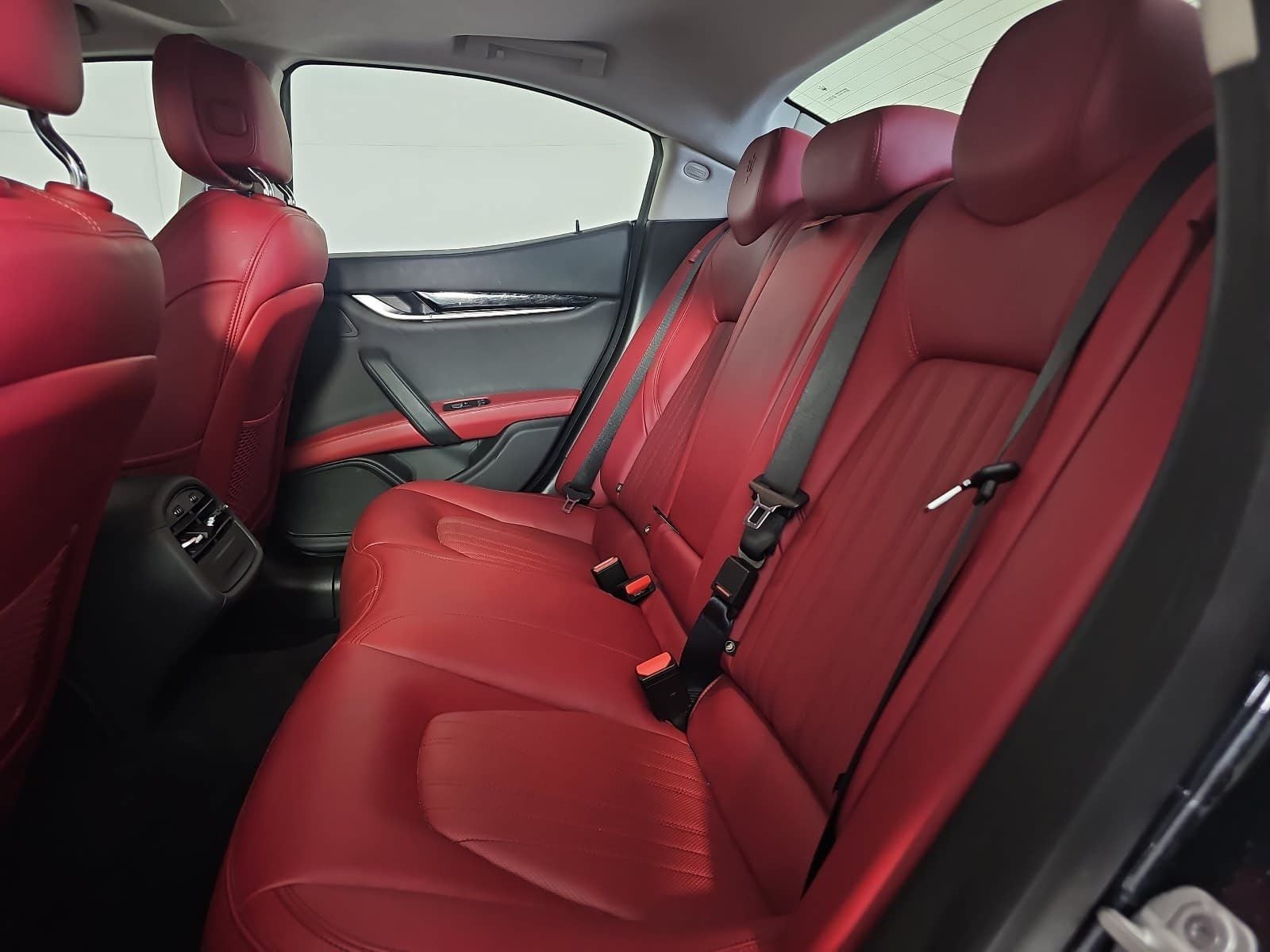 2022 Maserati Ghibli Modena