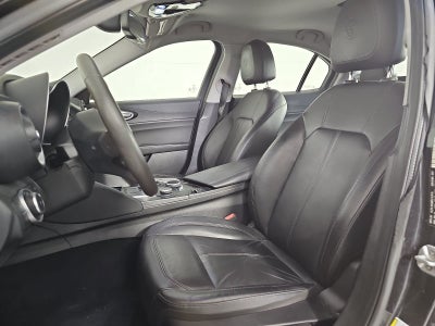 2018 Alfa Romeo Giulia Base
