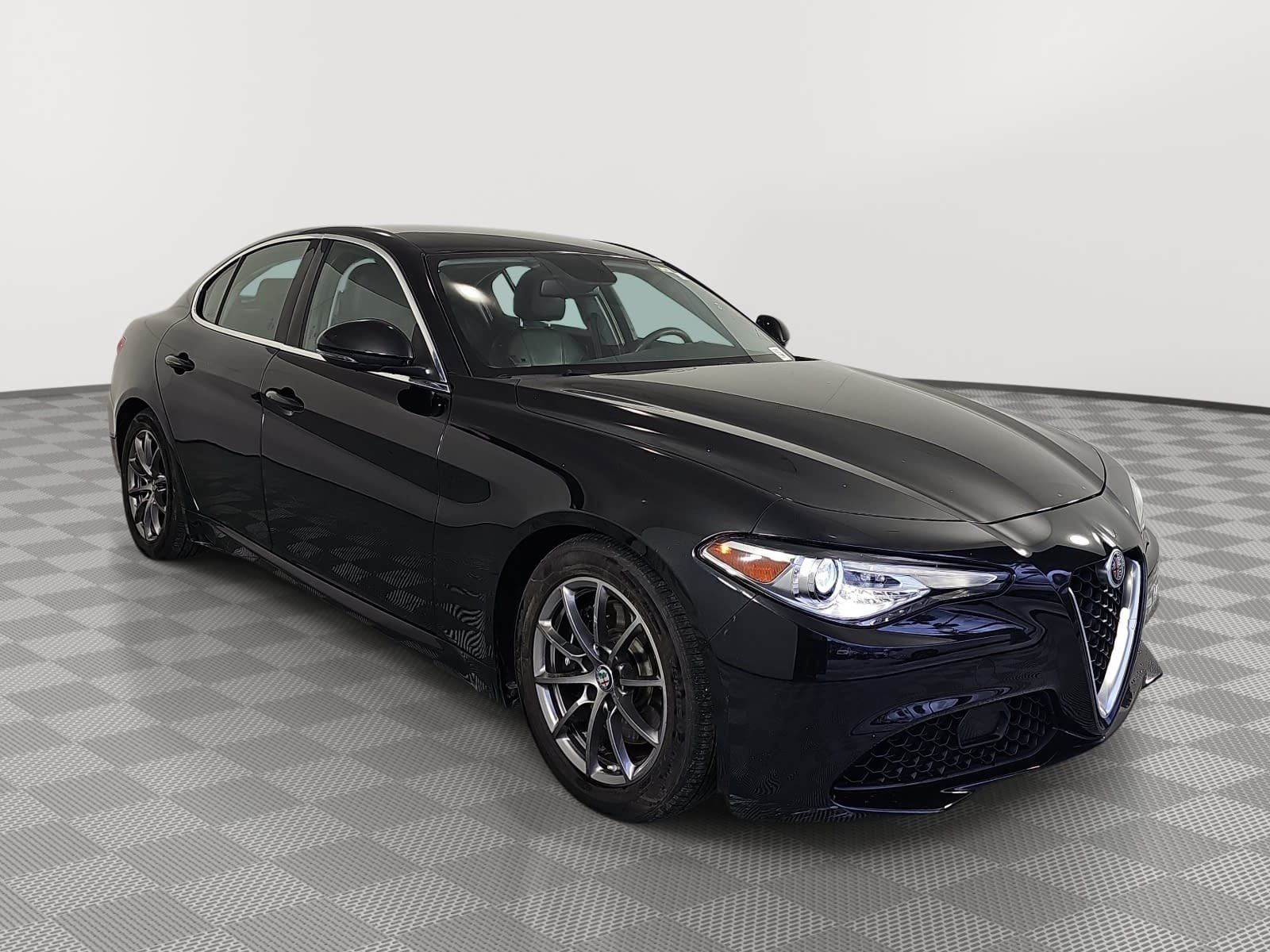 2018 Alfa Romeo Giulia Base