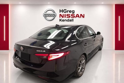 2018 Alfa Romeo Giulia Base