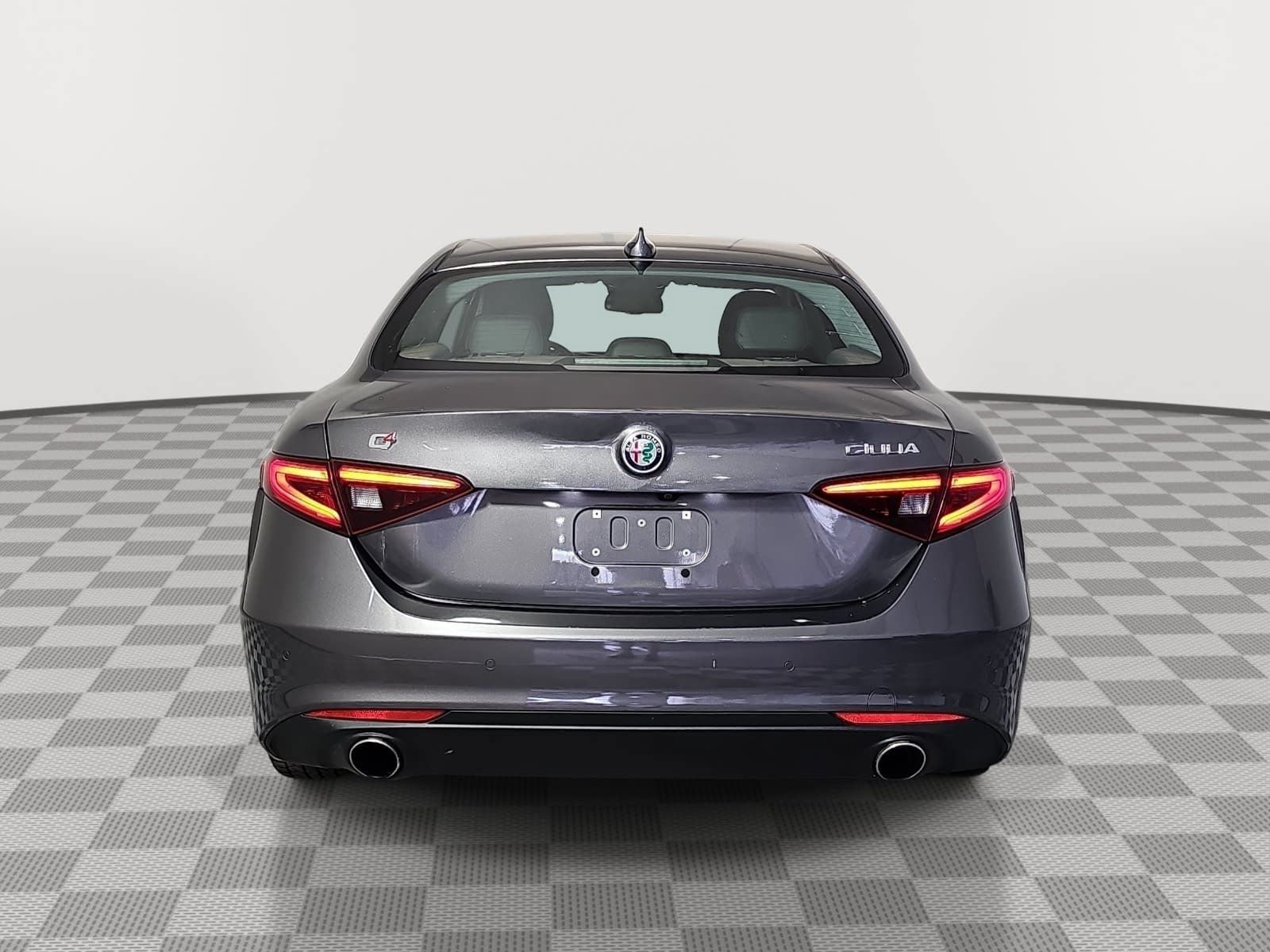 2017 Alfa Romeo Giulia Ti
