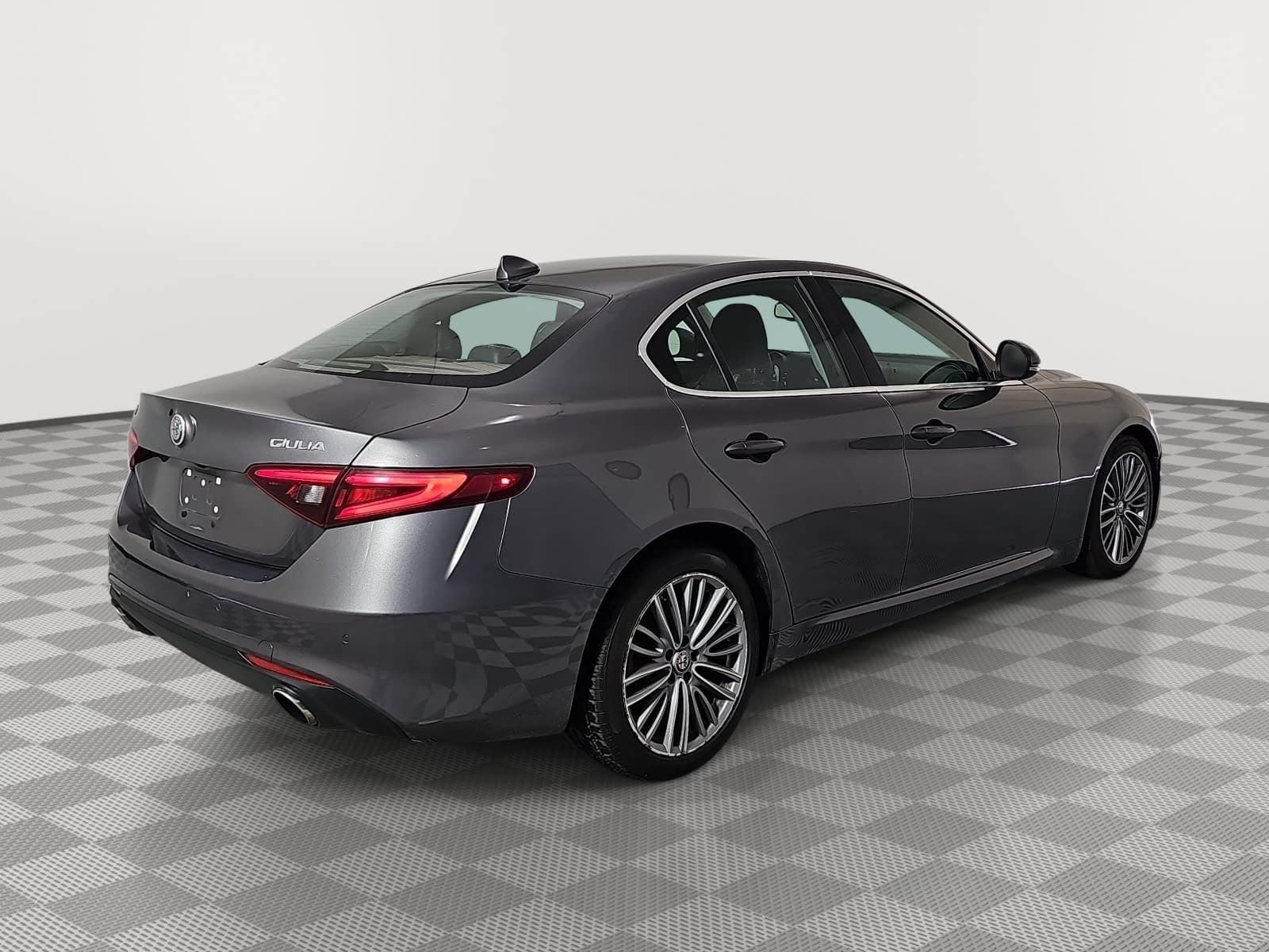 2017 Alfa Romeo Giulia Ti