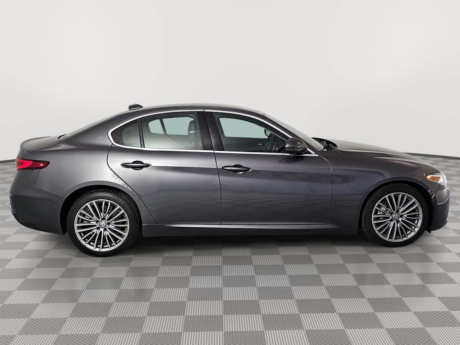 2017 Alfa Romeo Giulia Ti