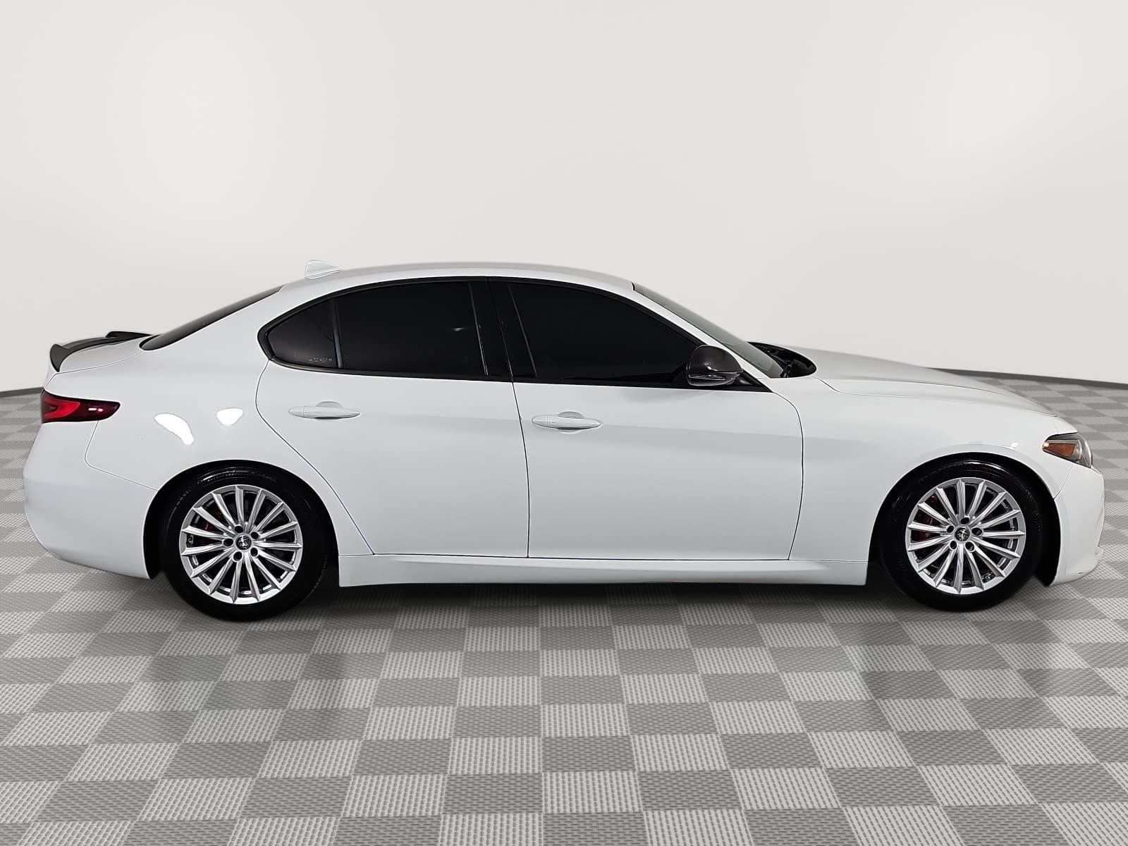 2022 Alfa Romeo Giulia Sprint