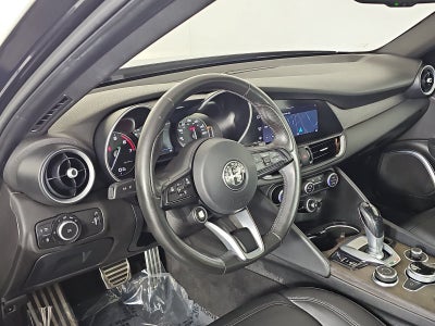2022 Alfa Romeo Giulia Ti