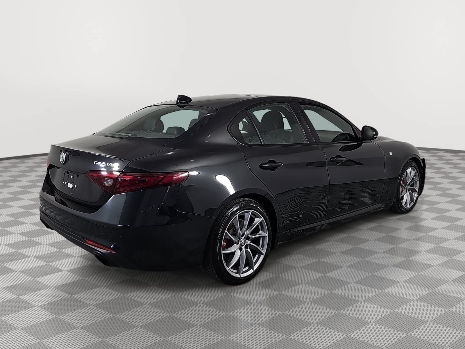 2022 Alfa Romeo Giulia Ti
