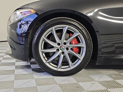 2019 Alfa Romeo Giulia Base