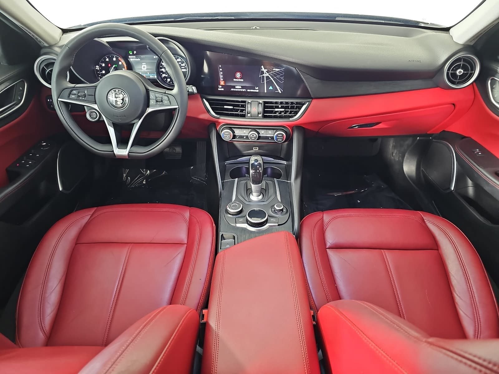 2019 Alfa Romeo Giulia Base