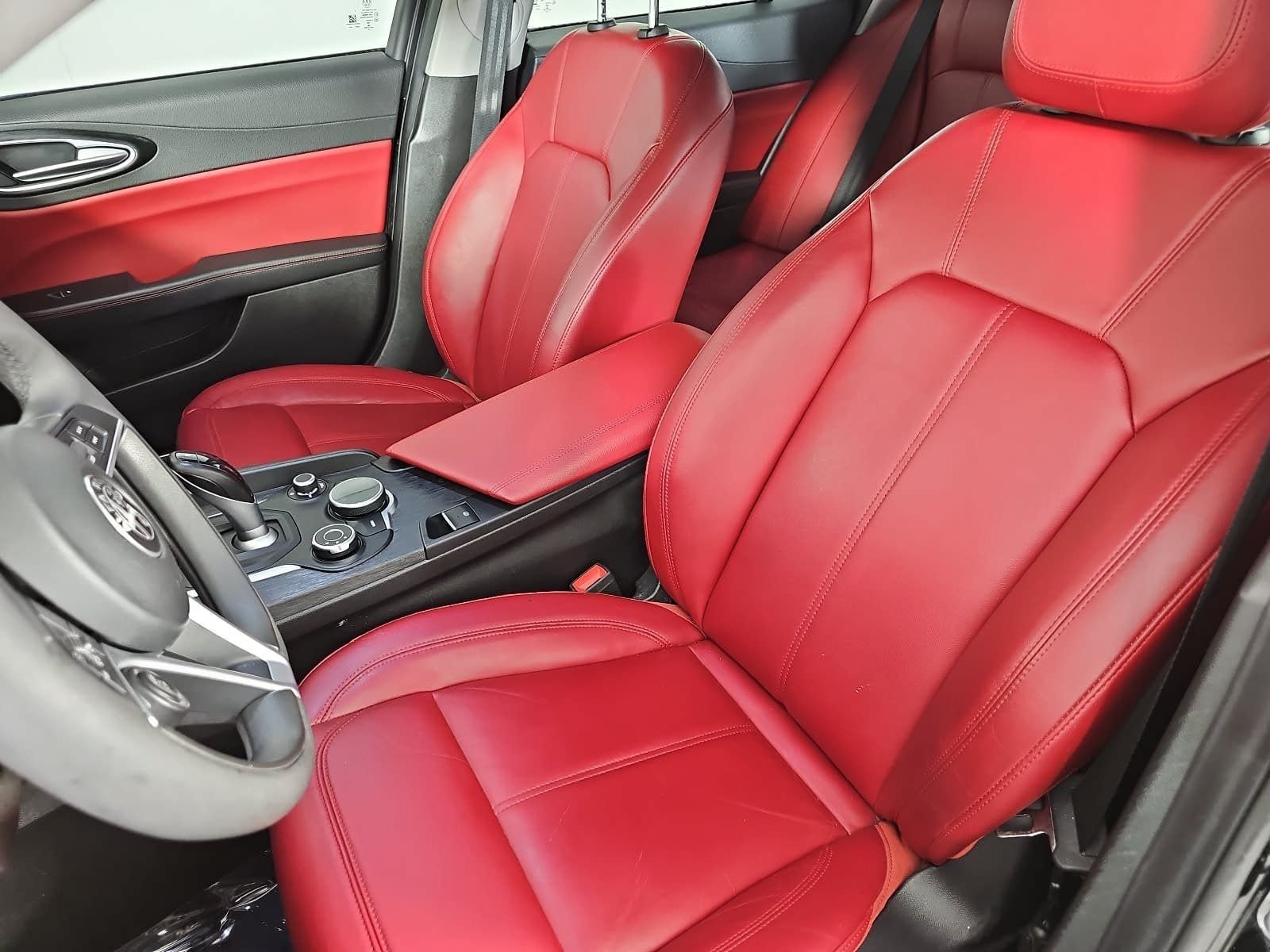 2019 Alfa Romeo Giulia Base