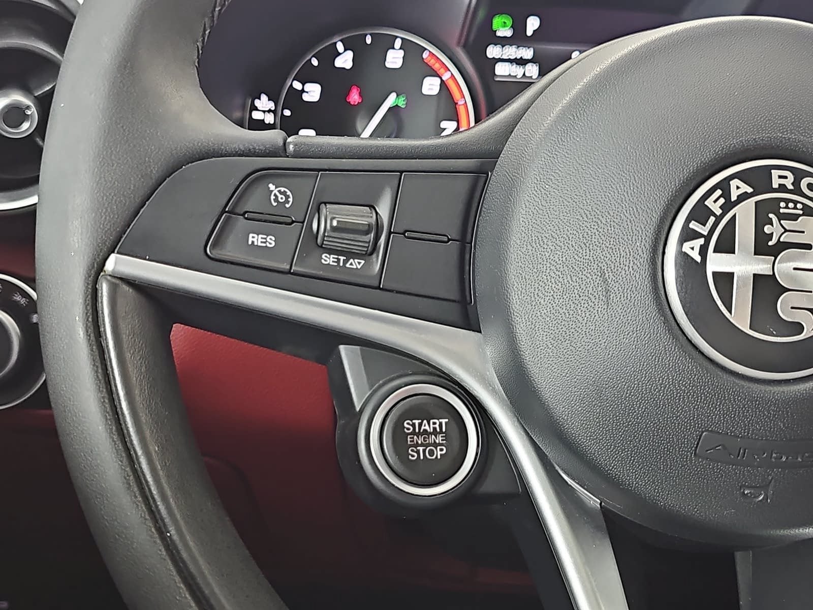 2019 Alfa Romeo Giulia Base