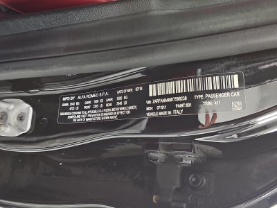 2019 Alfa Romeo Giulia Base