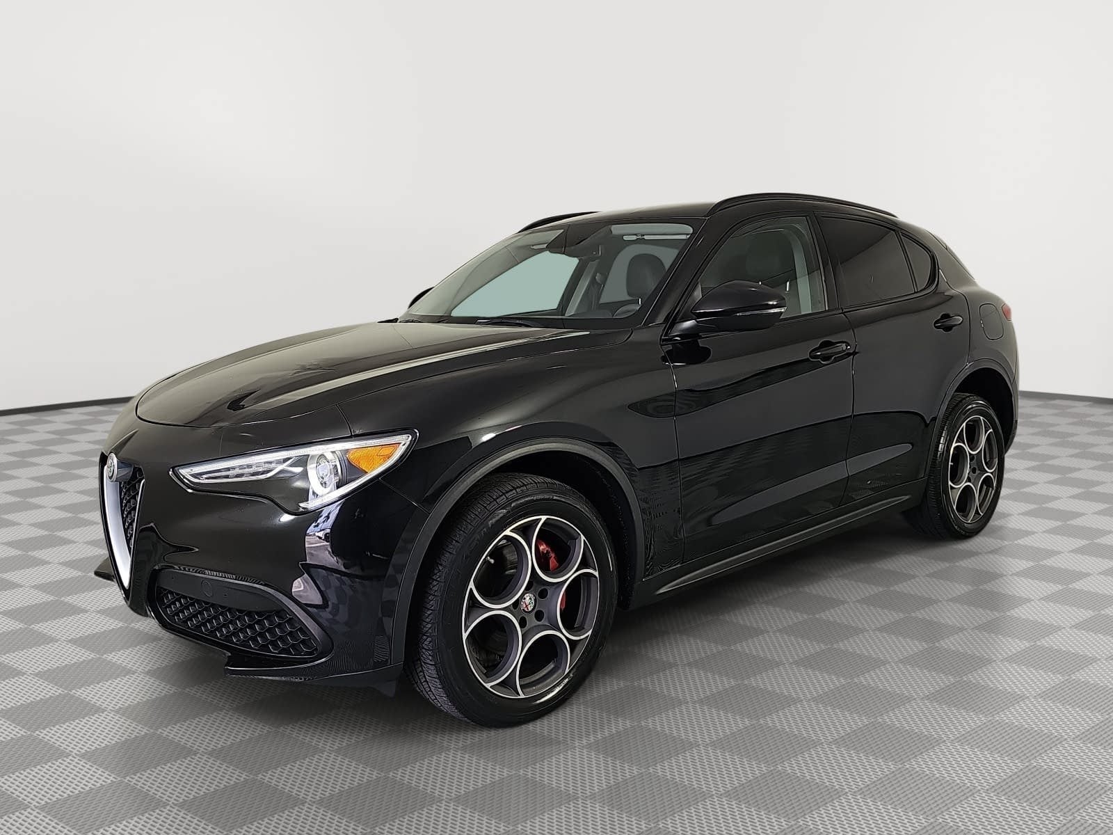 2018 Alfa Romeo Stelvio Base
