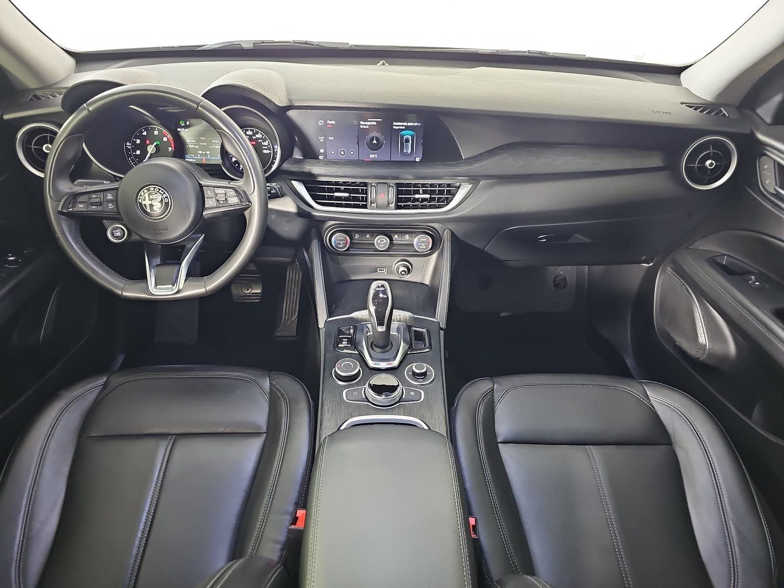 2020 Alfa Romeo Stelvio Base