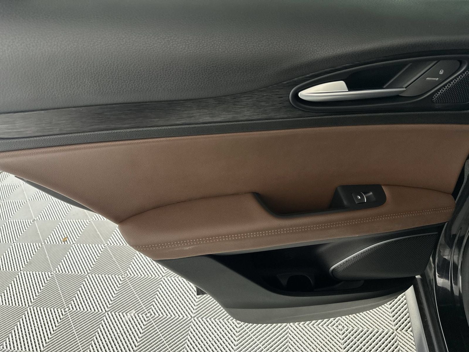 2020 Alfa Romeo Stelvio Base