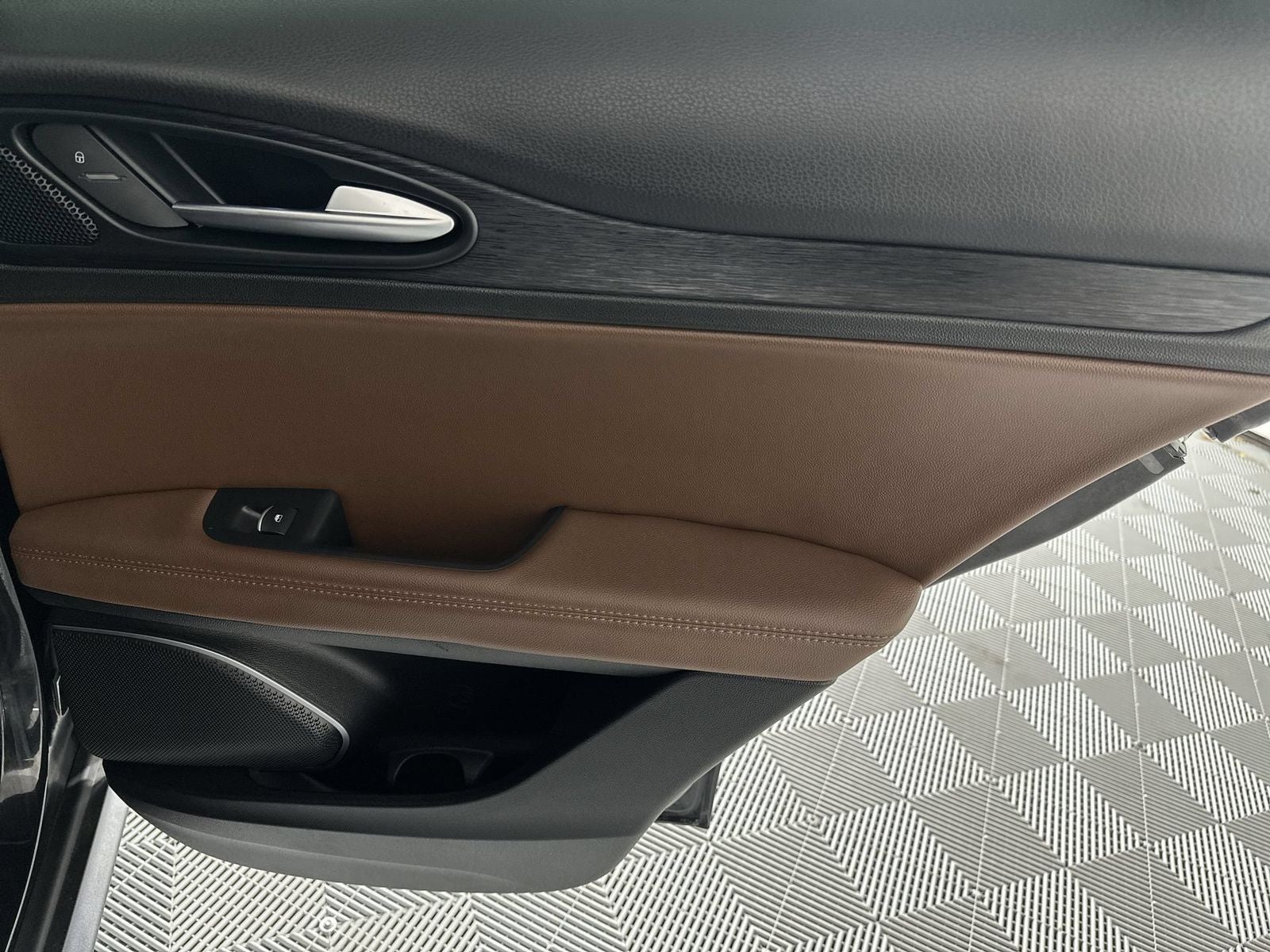 2020 Alfa Romeo Stelvio Base