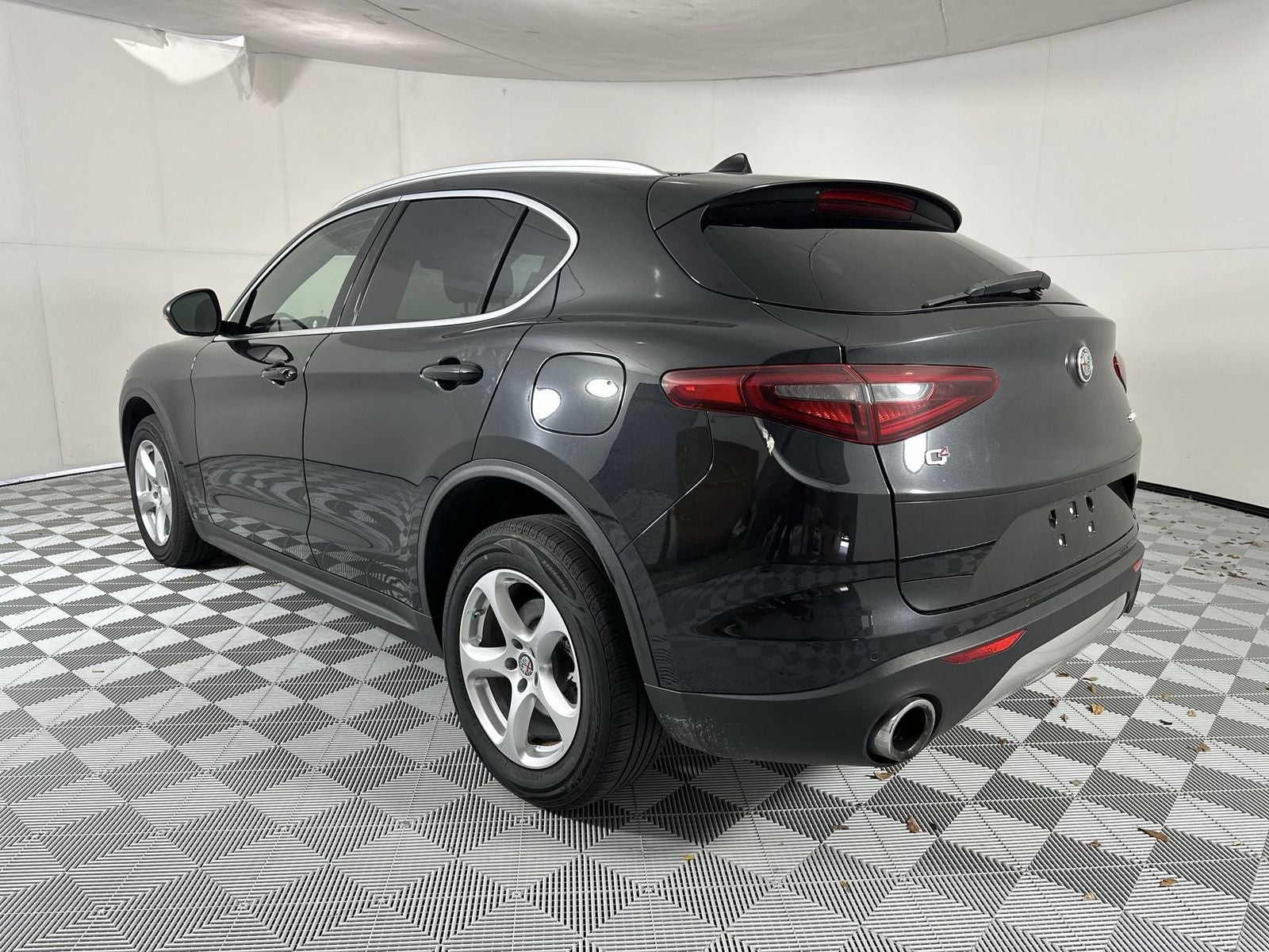 2020 Alfa Romeo Stelvio Base