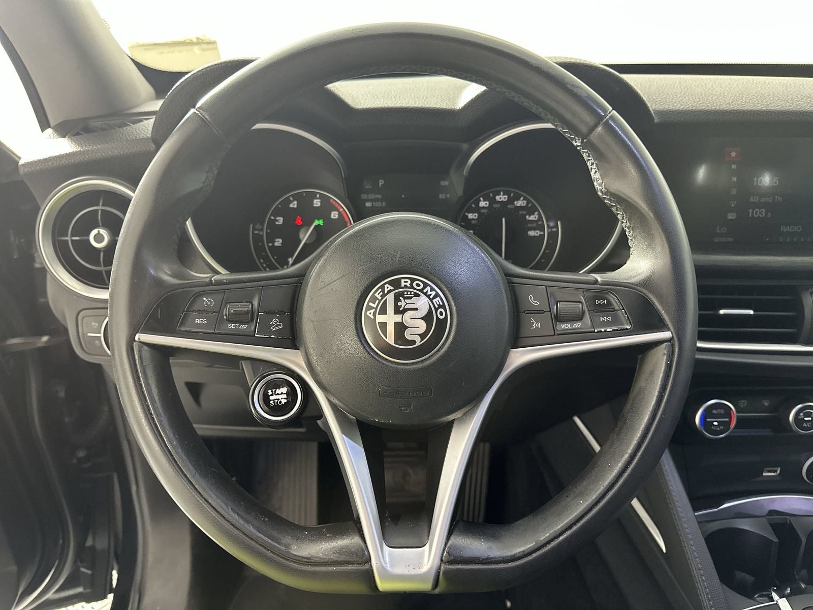 2019 Alfa Romeo Stelvio Base