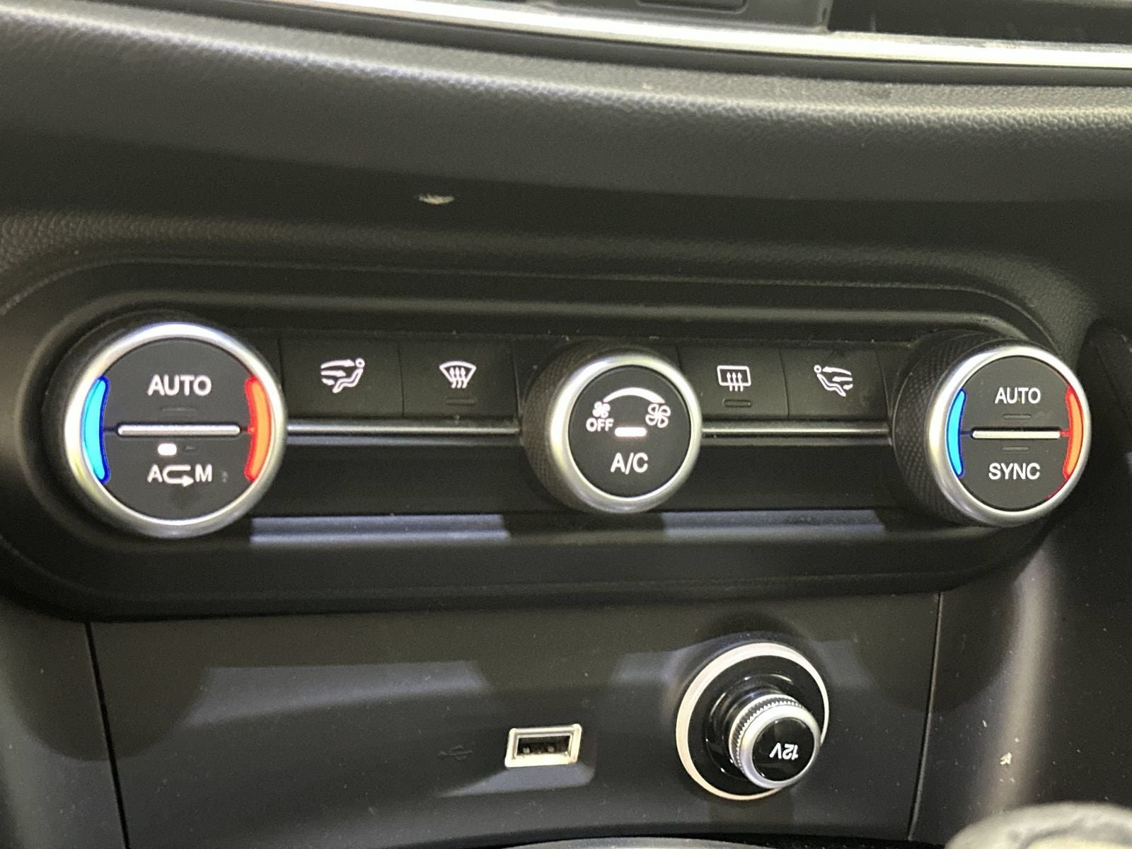 2019 Alfa Romeo Stelvio Base