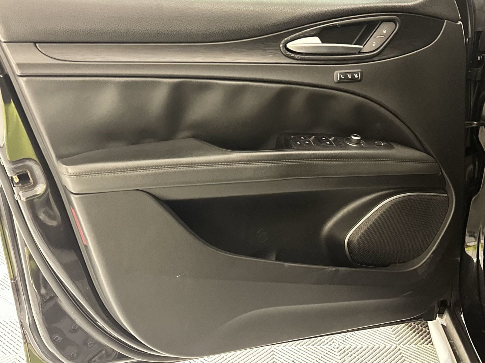 2019 Alfa Romeo Stelvio Base