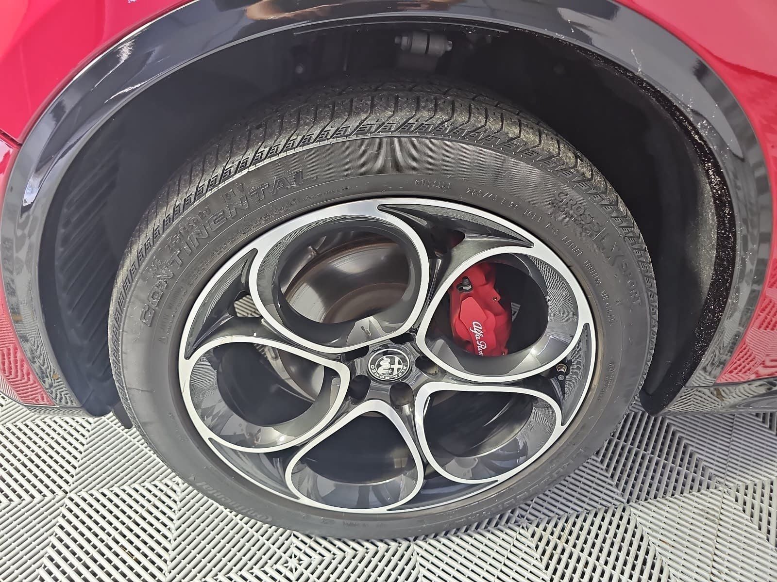 2024 Alfa Romeo Stelvio Veloce