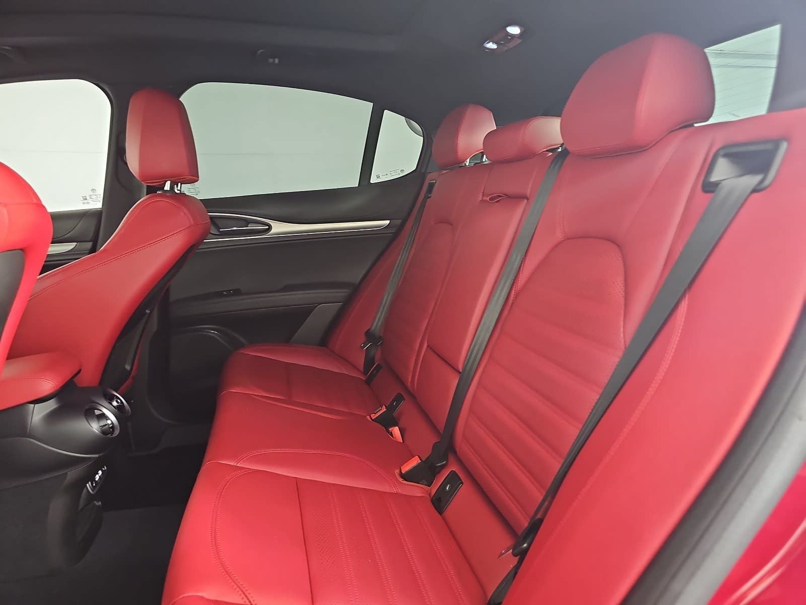 2024 Alfa Romeo Stelvio Veloce