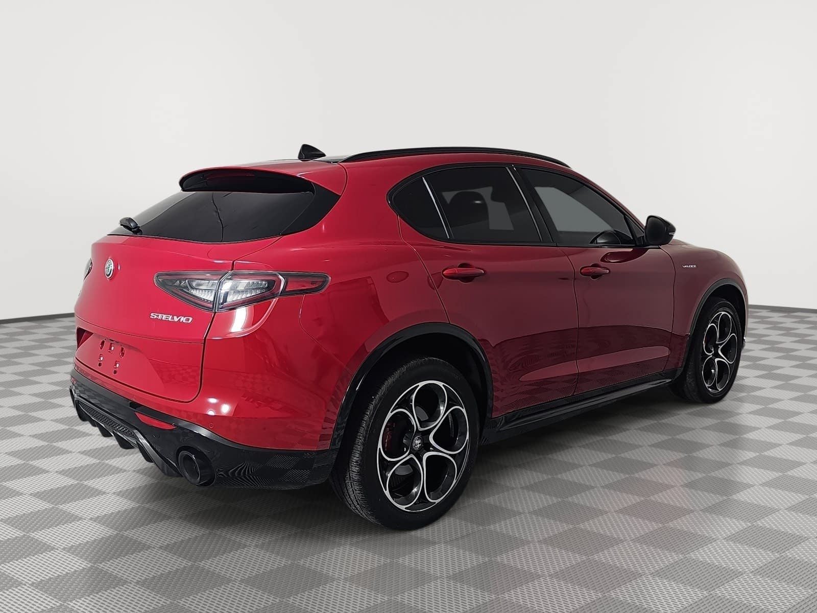 2024 Alfa Romeo Stelvio Veloce