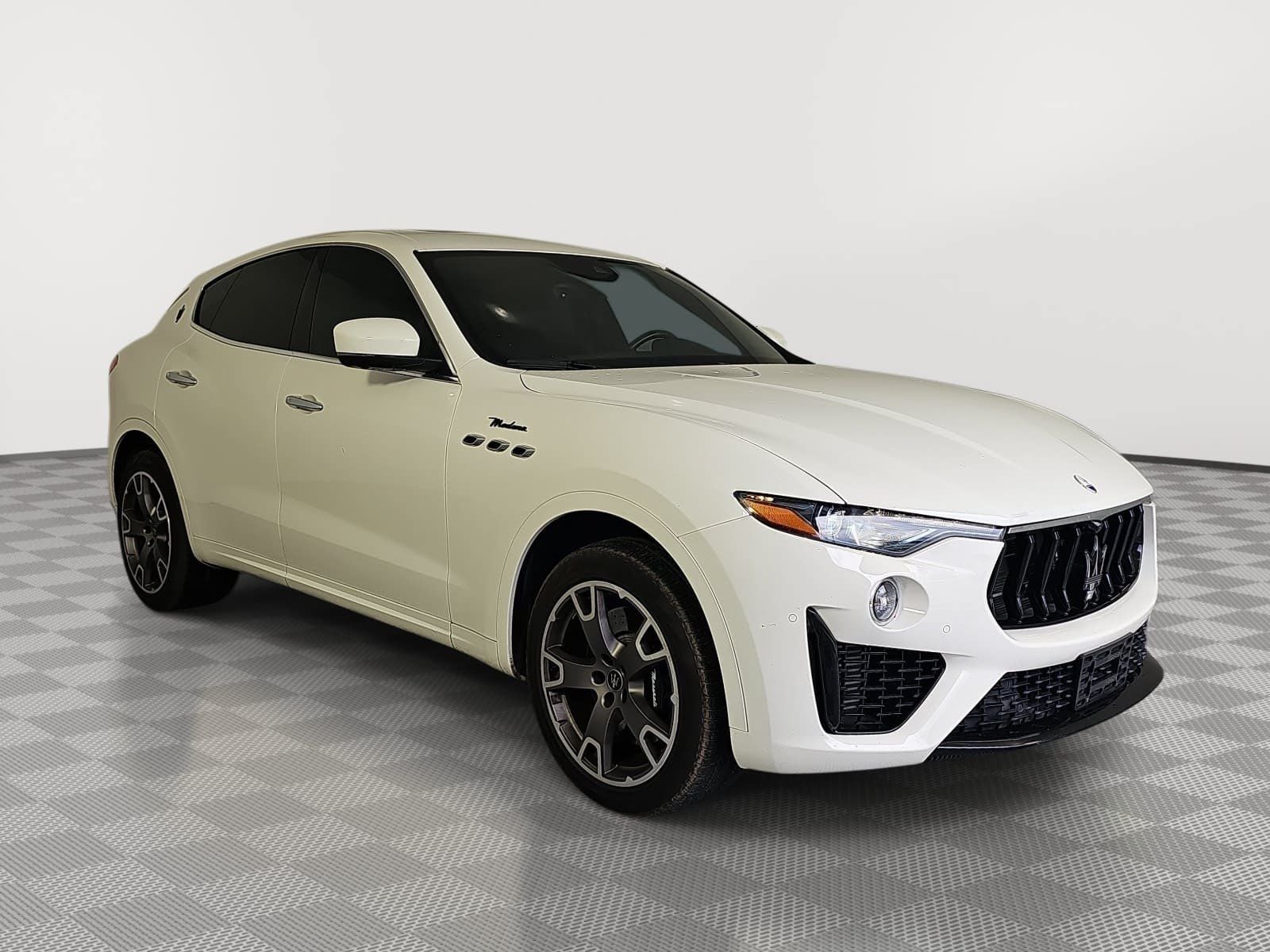 2023 Maserati Levante Modena