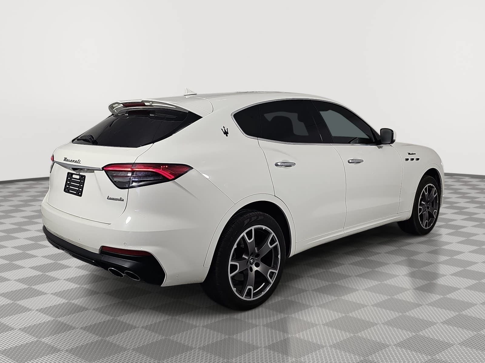 2023 Maserati Levante Modena
