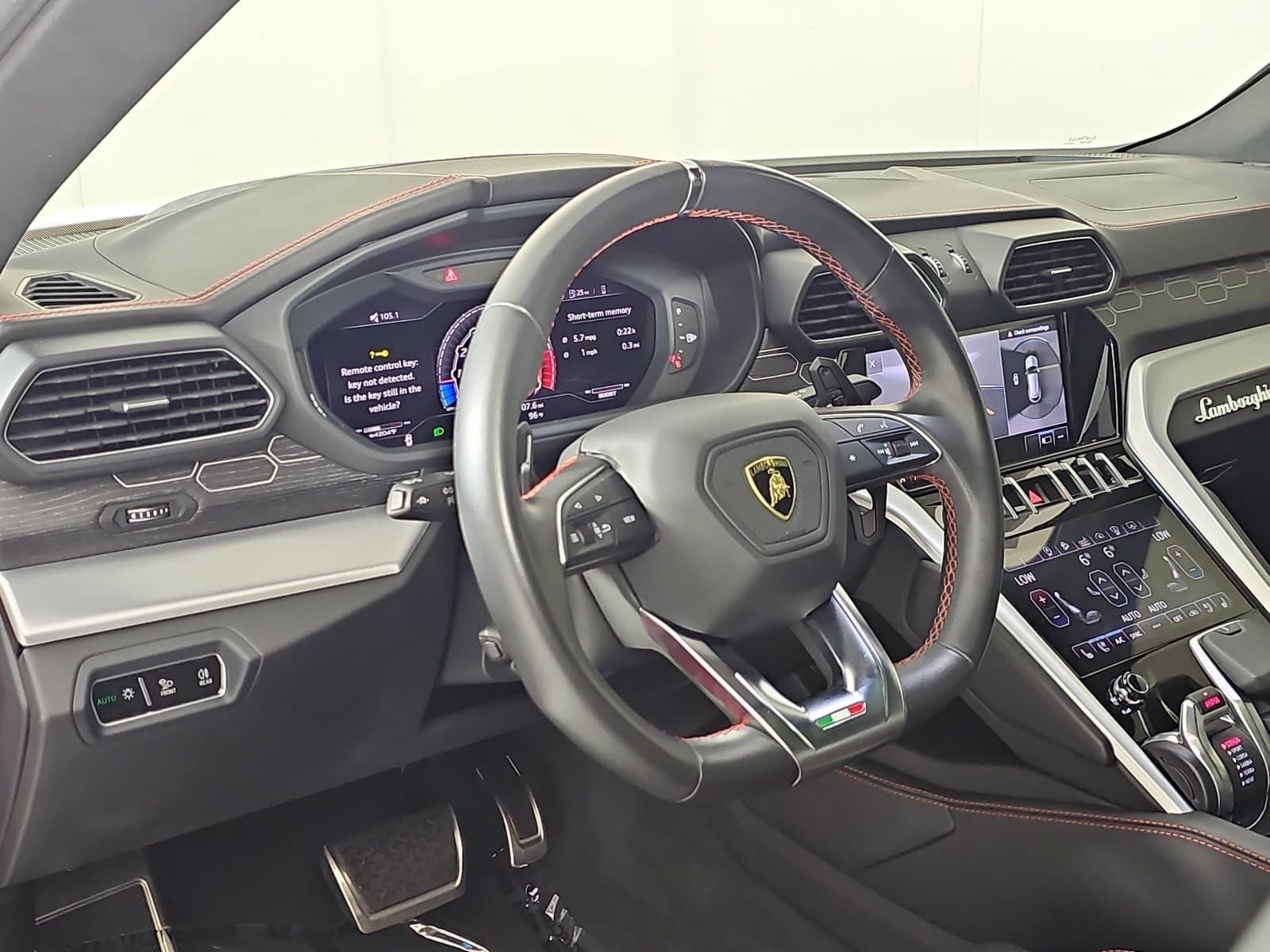2020 Lamborghini Urus Base