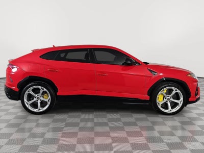 2020 Lamborghini Urus Base