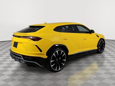 2020 Lamborghini Urus Base