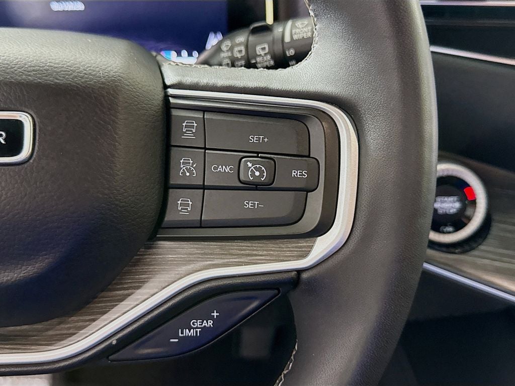2023 Jeep Wagoneer Series II