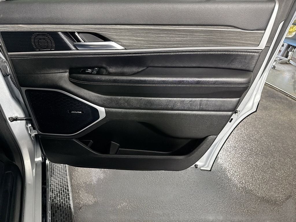 2023 Jeep Wagoneer Series II