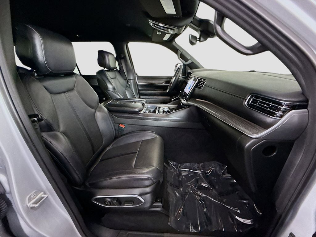 2023 Jeep Wagoneer Series II