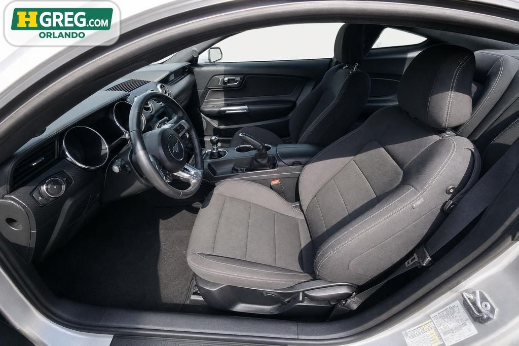 2017 Ford Mustang V6