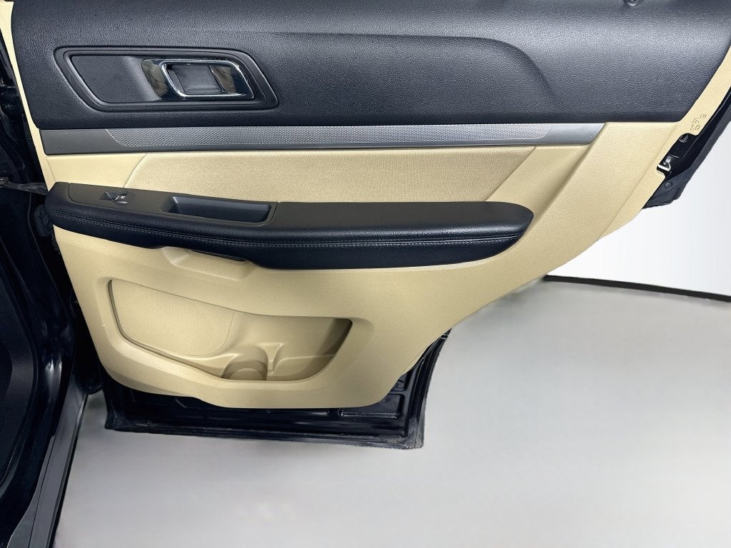2017 Ford Explorer Base
