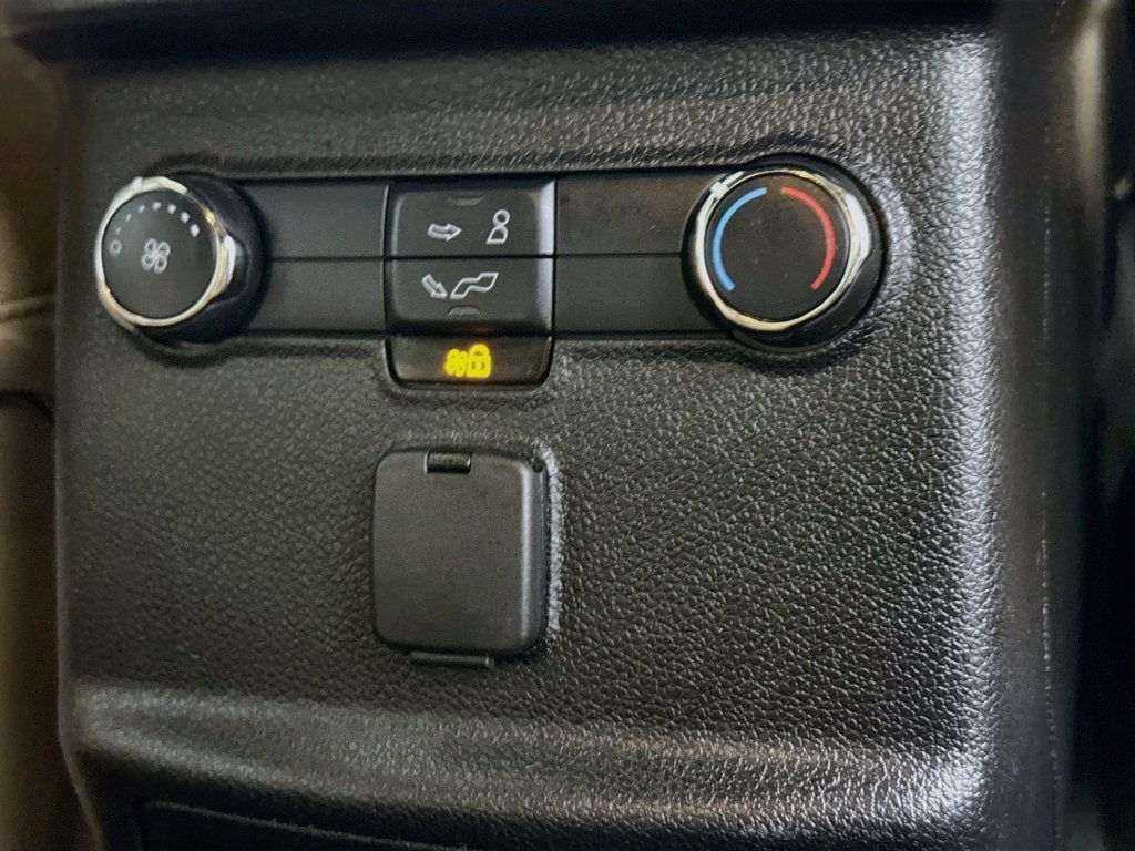 2017 Ford Explorer Base