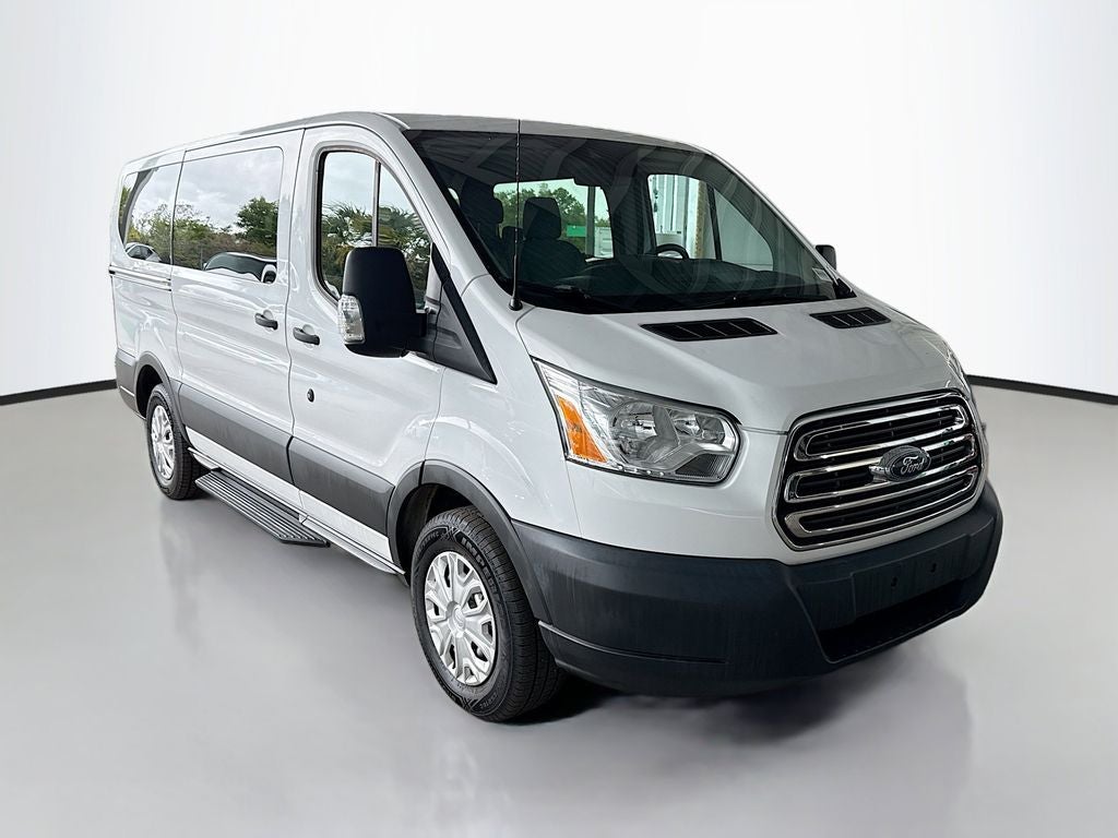 2015 Ford Transit-150 XLT