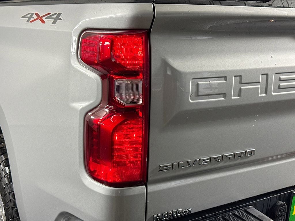2021 Chevrolet Silverado 1500 LT LT1