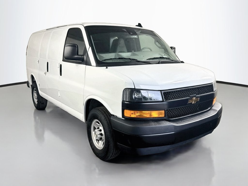 2025 Chevrolet Express 2500 Work Van Cargo
