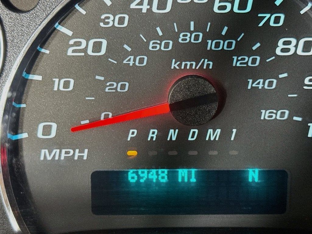 2025 Chevrolet Express 2500 Work Van Cargo