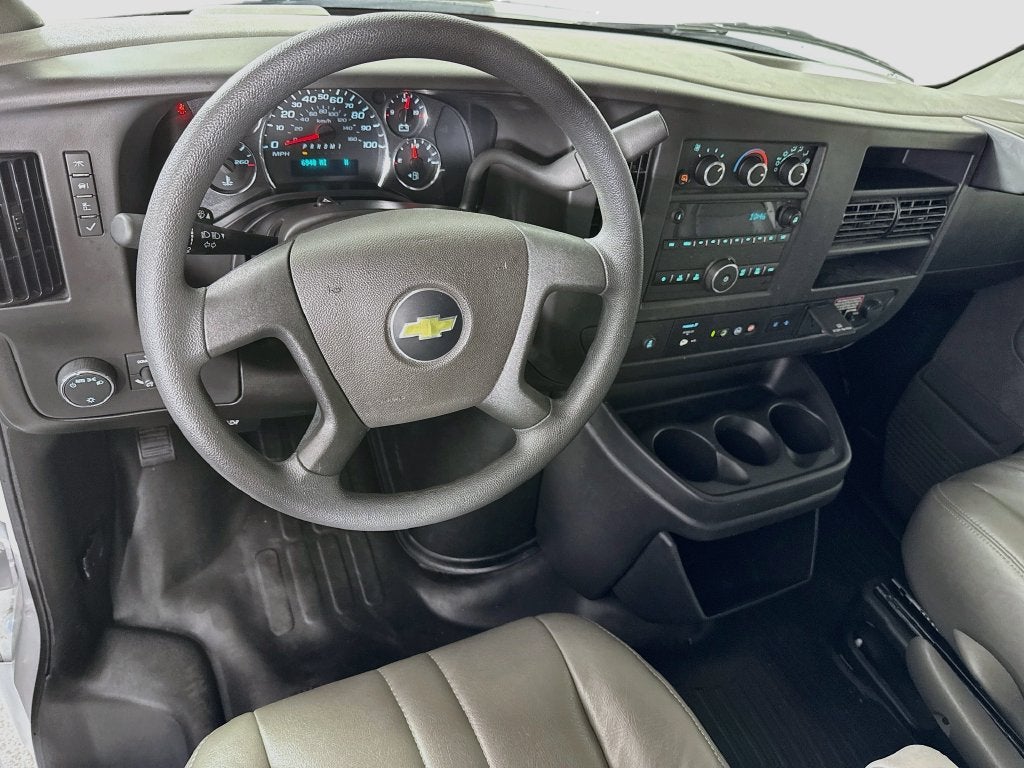 2025 Chevrolet Express 2500 Work Van Cargo