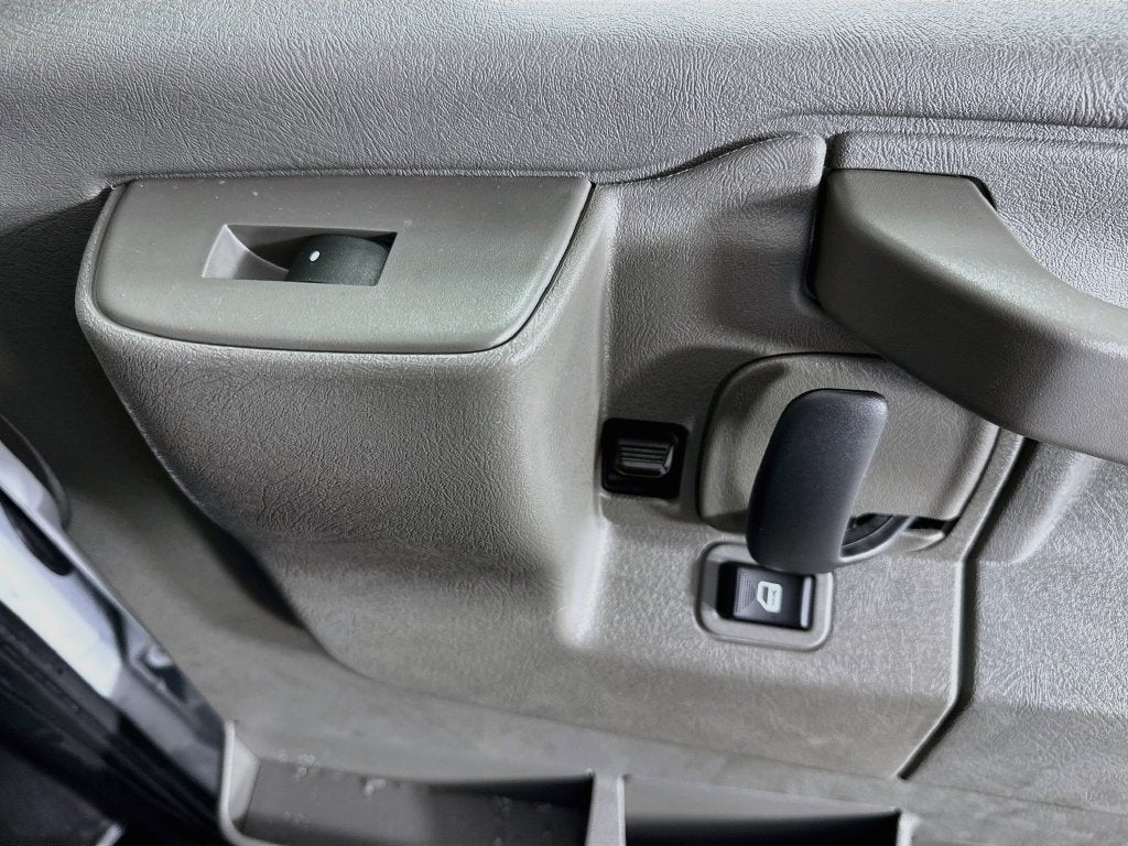 2025 Chevrolet Express 2500 Work Van Cargo