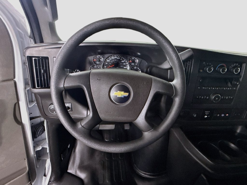 2025 Chevrolet Express 2500 Work Van Cargo