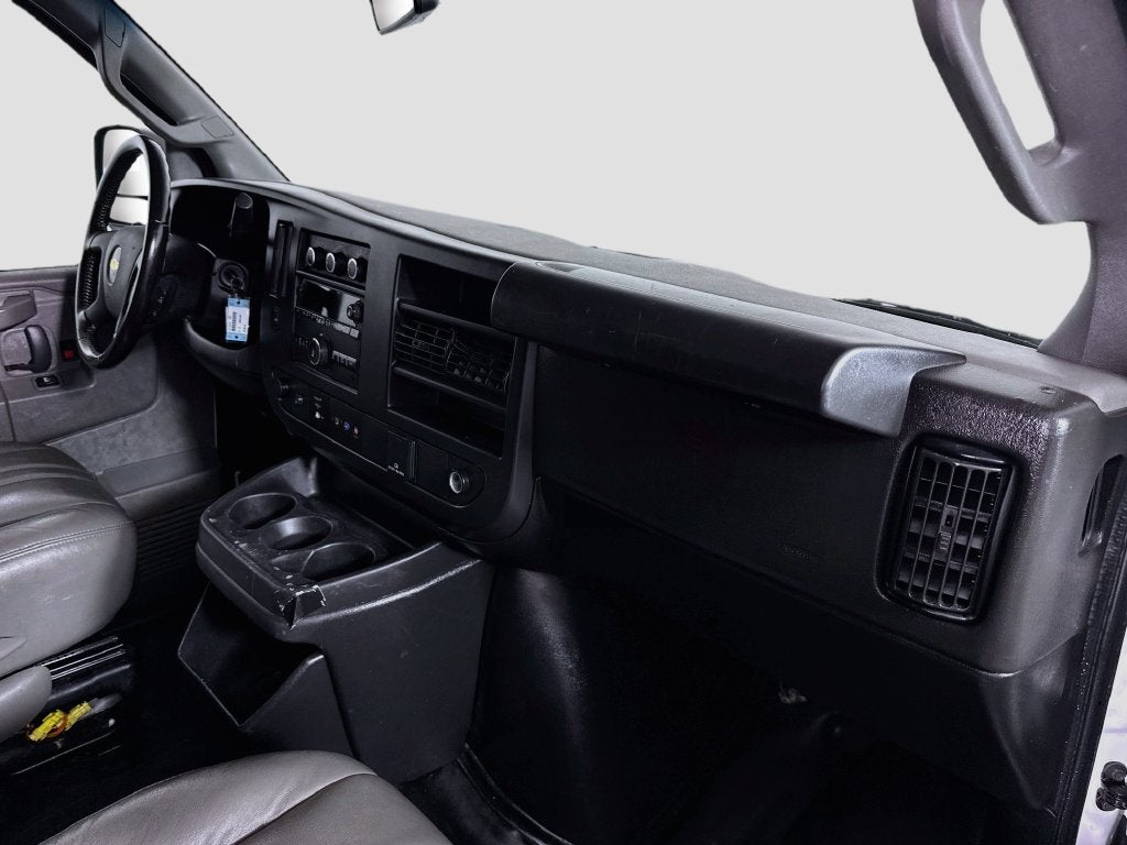 2023 Chevrolet Express 2500 Work Van Cargo