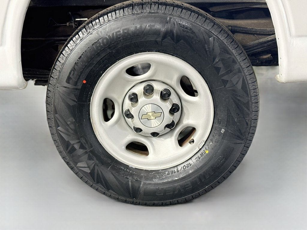2023 Chevrolet Express 2500 Work Van Cargo