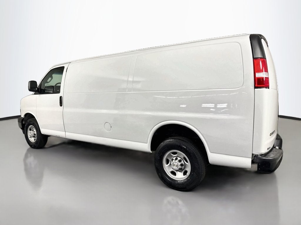 2023 Chevrolet Express 2500 Work Van Cargo