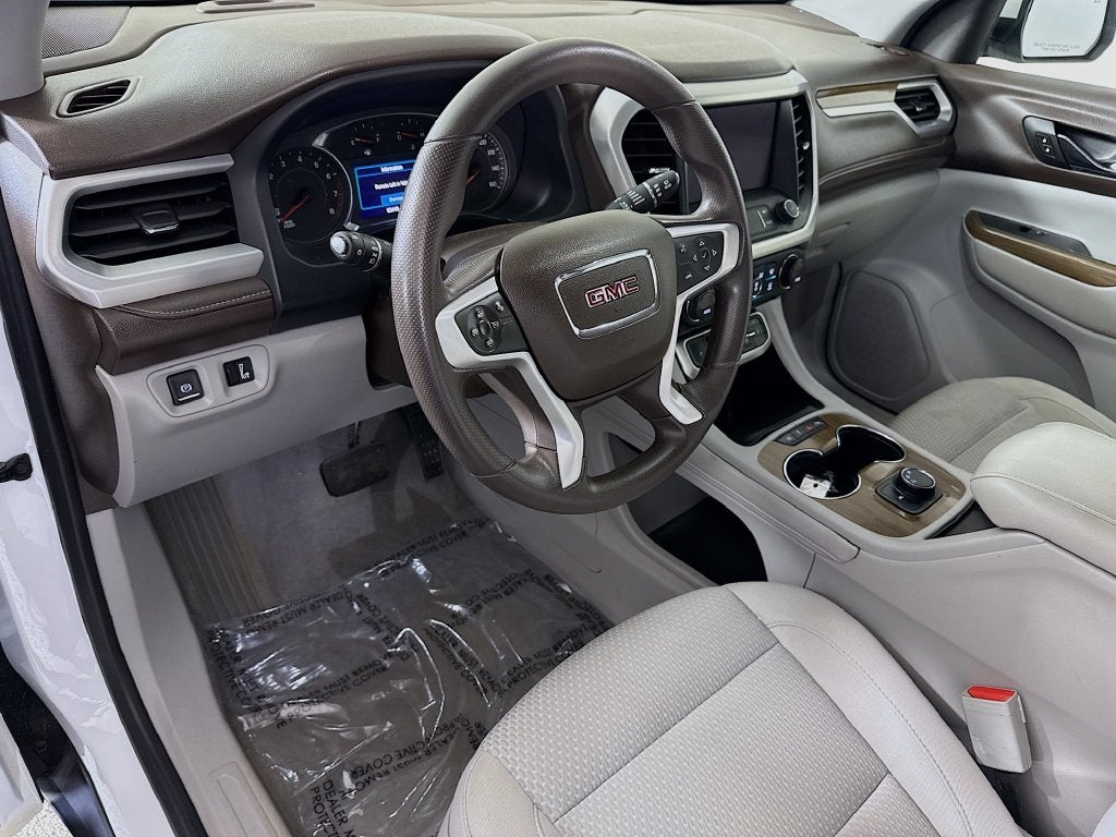 2022 GMC Acadia SLE