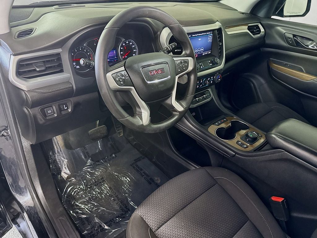 2022 GMC Acadia SLE